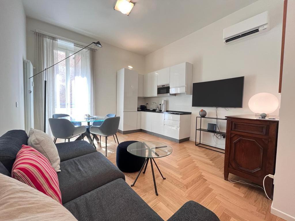 Kibilu - Corso Ventidue Marzo - Centro Citta Appartement Milaan Buitenkant foto